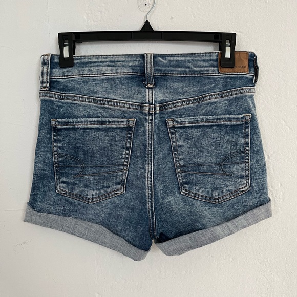 American Eagle Hi-Rise Shorttie Ne(x)t Level Stretch Size 6 - Picture 7 of 14
